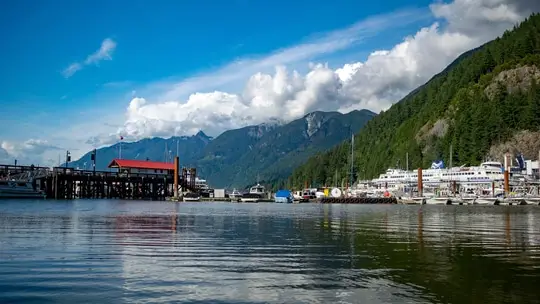 weekend trips from vancouver without a car